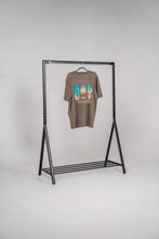 Lade das Bild in den Galerie-Viewer, DBF Freedom Washed Oversize Shirt Khaki
