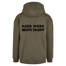 Lade das Bild in den Galerie-Viewer, MERCH Bodybuilding Company Zip-Hoodie Olive EK
